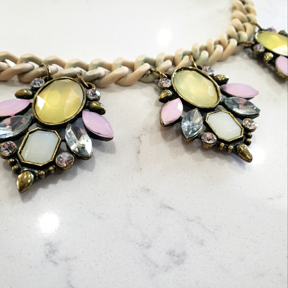 Gorgeous Antiqued Pink & White Statement Necklace
